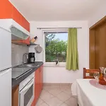 Apartments Jak Apartment