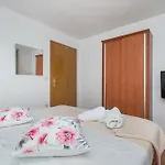 Apartments Jak * Vodice