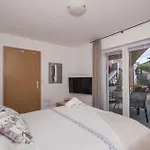 Apartments Jak