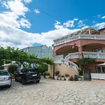 Apartments Jak Apartment *