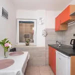 Apartments Jak Apartment