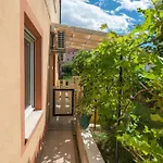 Apartments Jak Vodice