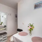 Apartments Jak Apartment