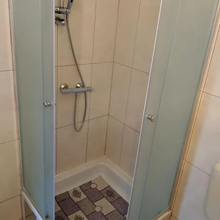 - Parking And Bbq Apartment Vodice