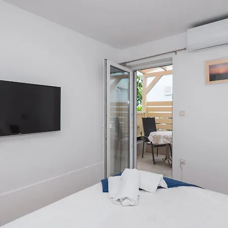 Daire Apartments Jak *