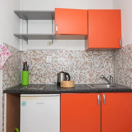 Daire Apartments Jak *