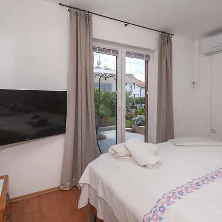 Apartments Jak * Vodice