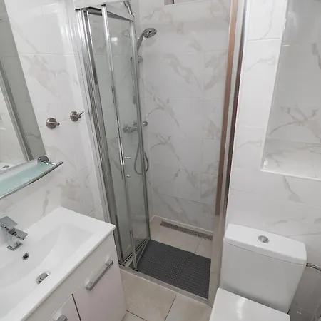 Daire Apartments Jak