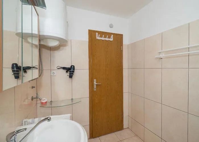 Apartments Jak Vodice