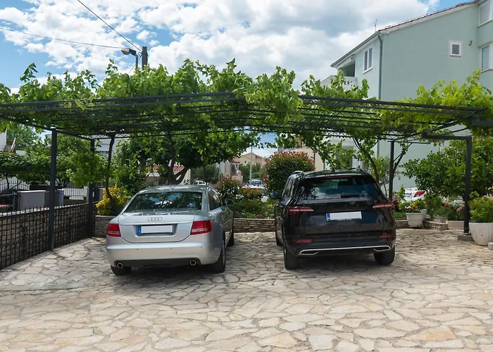 Апартаменты Apartments Jak *