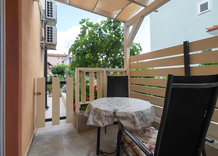 Apartments Jak Apartamento