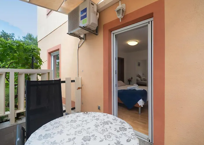 Apartments Jak Apartamento