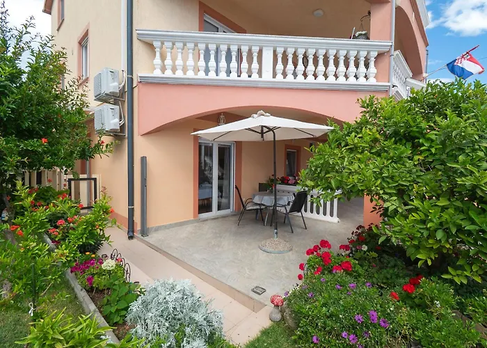 Apartments Jak * Vodice