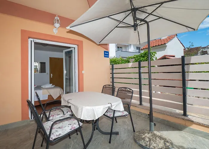 Apartamento Apartments Jak