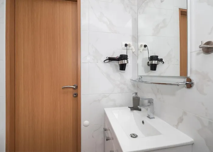 Apartments Jak * Водице