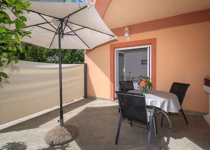 Apartments Jak Апартаменты Водице